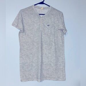 🦅Holister Gray Henley Shirt